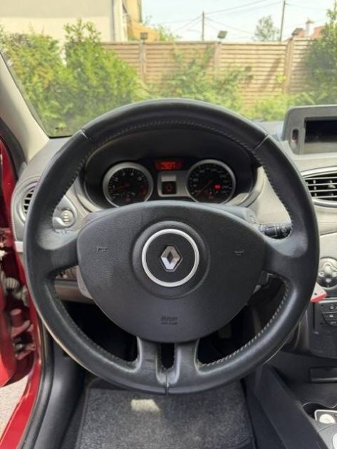 RENAULT CLIO 1.2 NIGHT AND DAY 2010 - 69 777Kms -75 CH - Parfait Etat - Premier Main - Suivit RENAUL