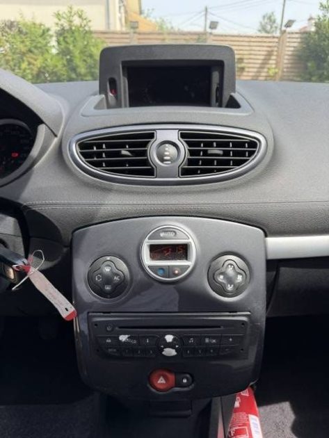 RENAULT CLIO 1.2 NIGHT AND DAY 2010 - 69 777Kms -75 CH - Parfait Etat - Premier Main - Suivit RENAUL