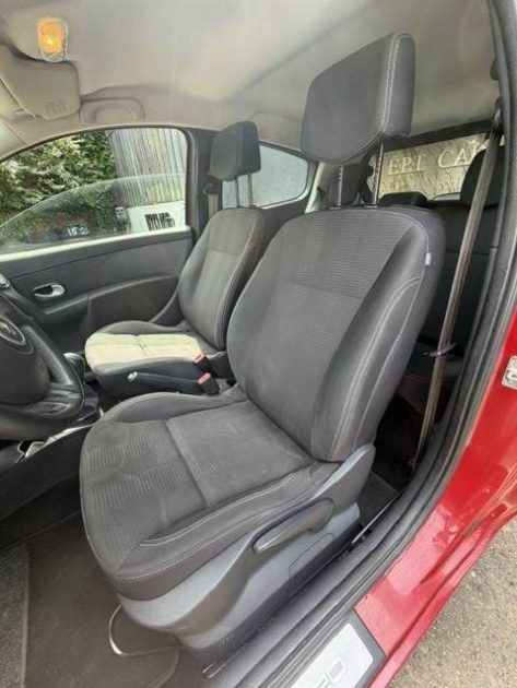 RENAULT CLIO 1.2 NIGHT AND DAY 2010 - 69 777Kms -75 CH - Parfait Etat - Premier Main - Suivit RENAUL
