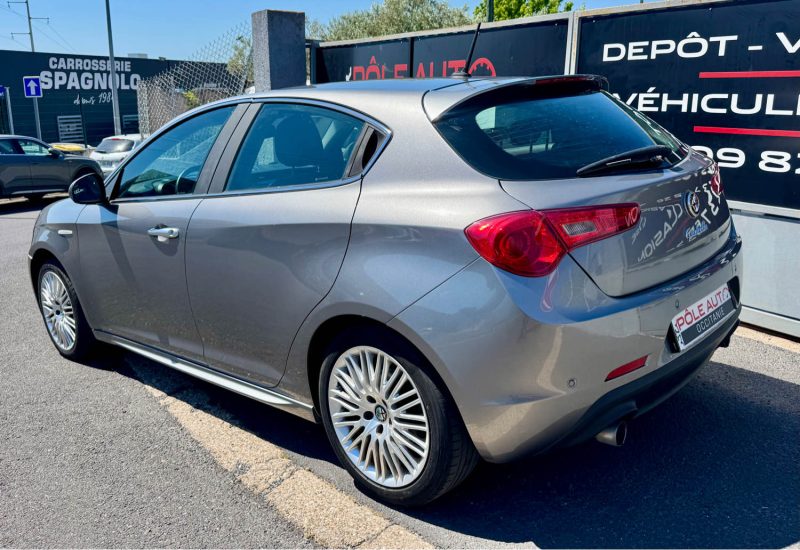 ALFA ROMEO GIULIETTA 2.0 JTDM 140 EXCLUSIVE 2012