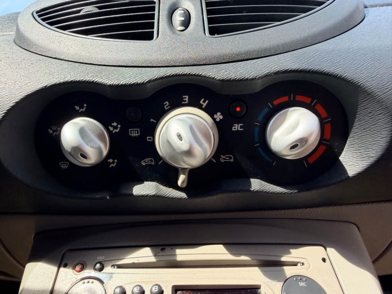 RENAULT TWINGO II 1.2 60CV AUTHENTIQUE 121MKM