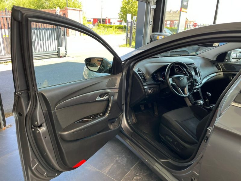 🔹 HYUNDAI i40 1.7 CRDi 115 Pack Business Blue Drive - ✅ Première main - Garantie 6 mois 