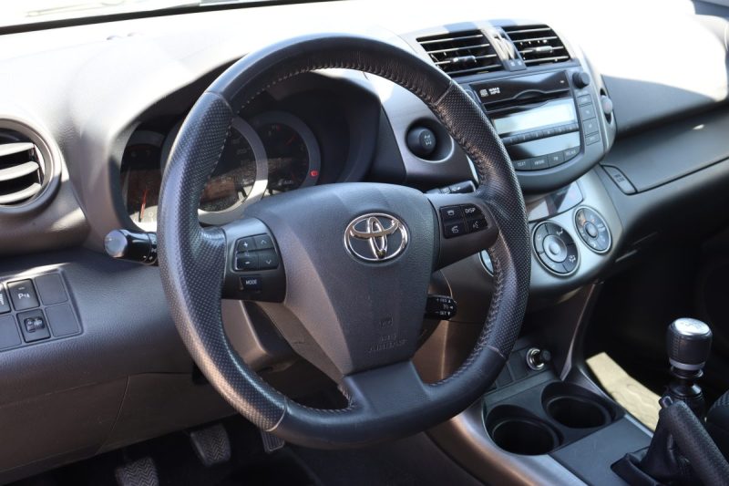 Toyota RAV4 150CV SPORT 4WD