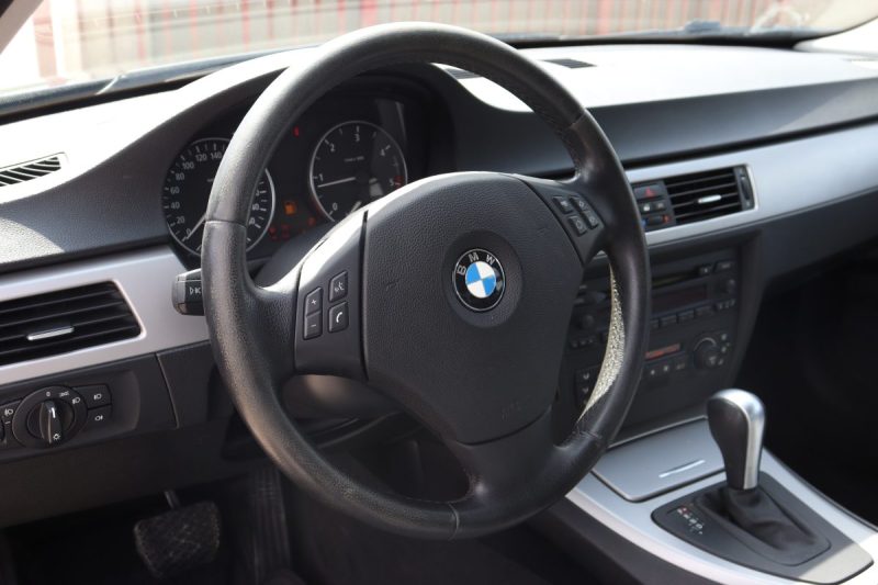 BMW 320D SPORT 163CH
