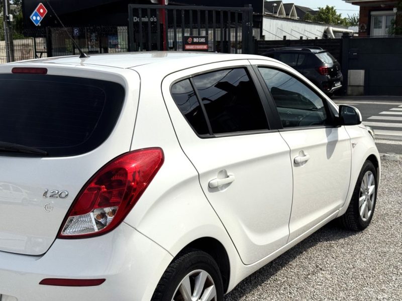 HYUNDAI I20 1.4 ESSENCE 100CV BVA 