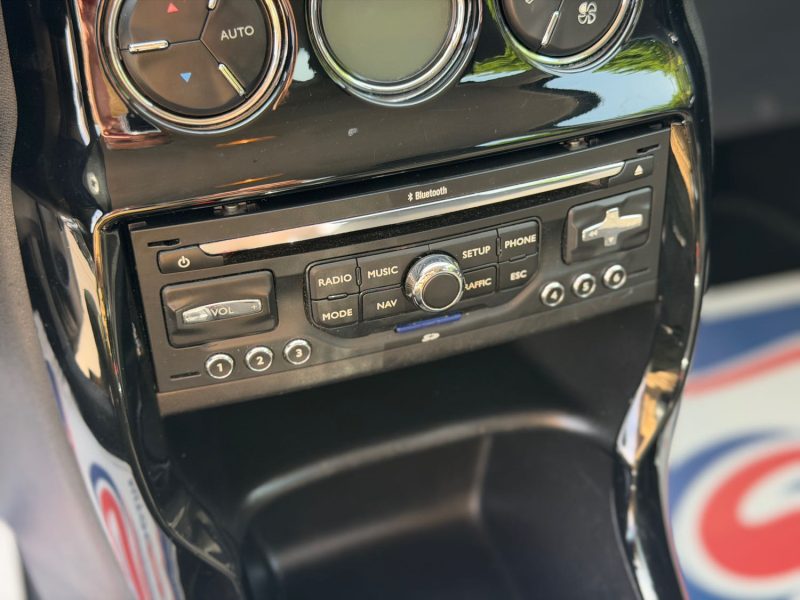 Citroën C3 II 1.6 HDi 92ch Airdream Rossignol - Clim - GPS - Révisée & Garantie 6 Mois