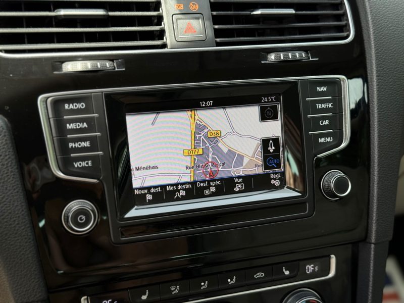 Volkswagen Golf VII SW 2.0 TDI 150 BlueMotion Technology Carat DSG6 - GPS- Révisée & Garantie 6 Mois
