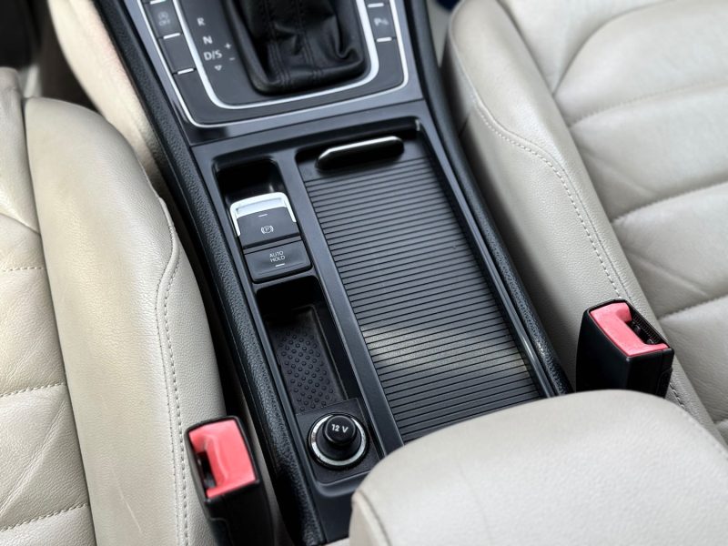 Volkswagen Golf VII SW 2.0 TDI 150 BlueMotion Technology Carat DSG6 - GPS- Révisée & Garantie 6 Mois