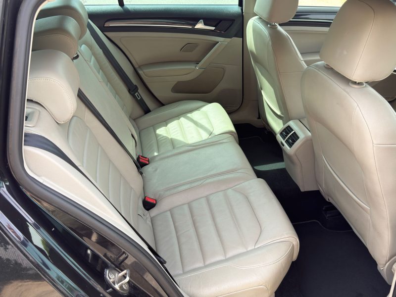 Volkswagen Golf VII SW 2.0 TDI 150 BlueMotion Technology Carat DSG6 - GPS- Révisée & Garantie 6 Mois