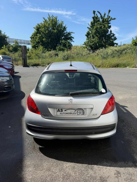 PEUGEOT 207 1.6i 109ch EXECUTIVE
