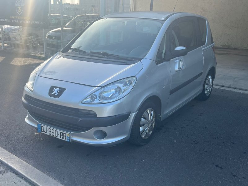 PEUGEOT 1007 