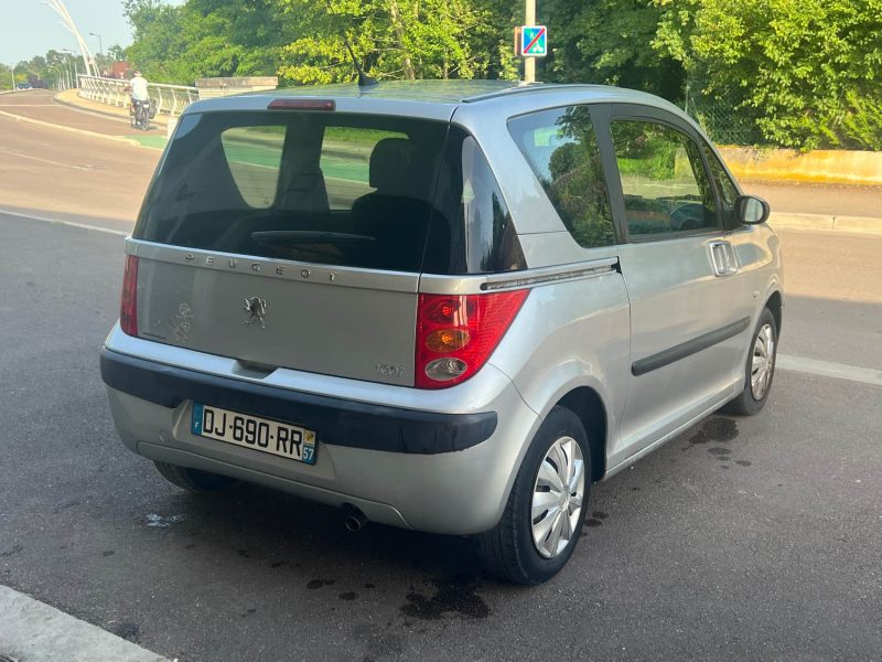 PEUGEOT 1007 