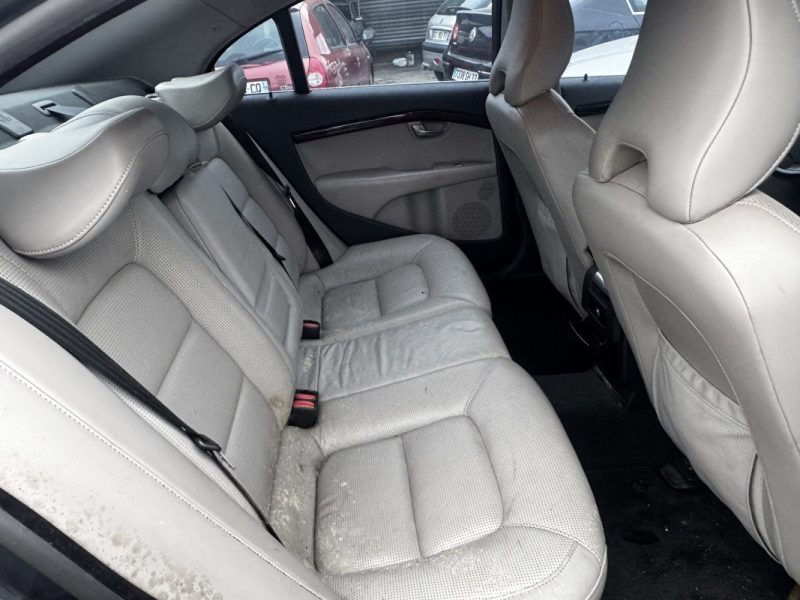 VOLVO S80 2.5 T MOMENTUM 231CH 2007