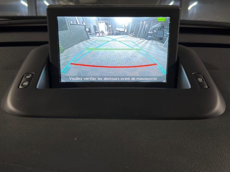 PEUGEOT 3008 PHASE 2 STYLE 1.2 TURBO 130 Cv 1ERE MAIN - GARANTIE 1 AN