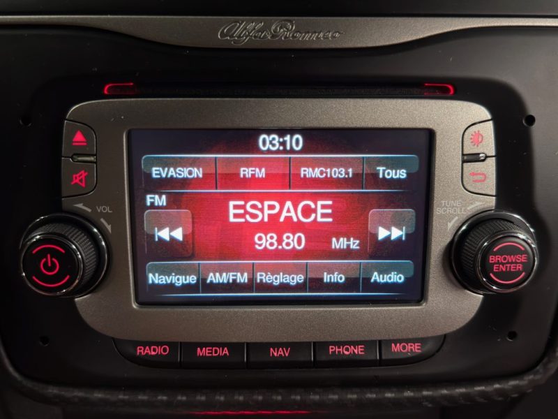 ALFA ROMEO MITO Phase 2 EXCLUSIVE 1.4 TB MultiAir 135 S&S 1ERE MAIN INTERIEUR CUIR - GARANTIE 1 AN