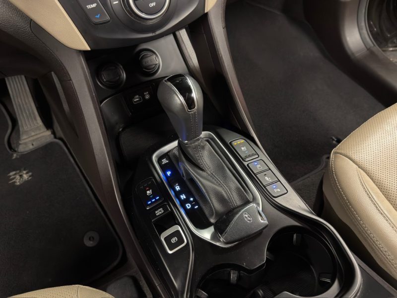HYUNDAI SANTA FE III Phase 2 EXECUTIVE 2.2 CRDi 200 Cv 4x4 BOITE AUTO TOIT OUVRANT CUIR Garantie 1an