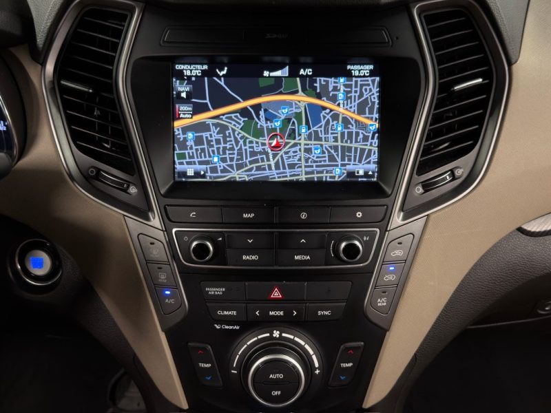 HYUNDAI SANTA FE III Phase 2 EXECUTIVE 2.2 CRDi 200 Cv 4x4 BOITE AUTO TOIT OUVRANT CUIR Garantie 1an