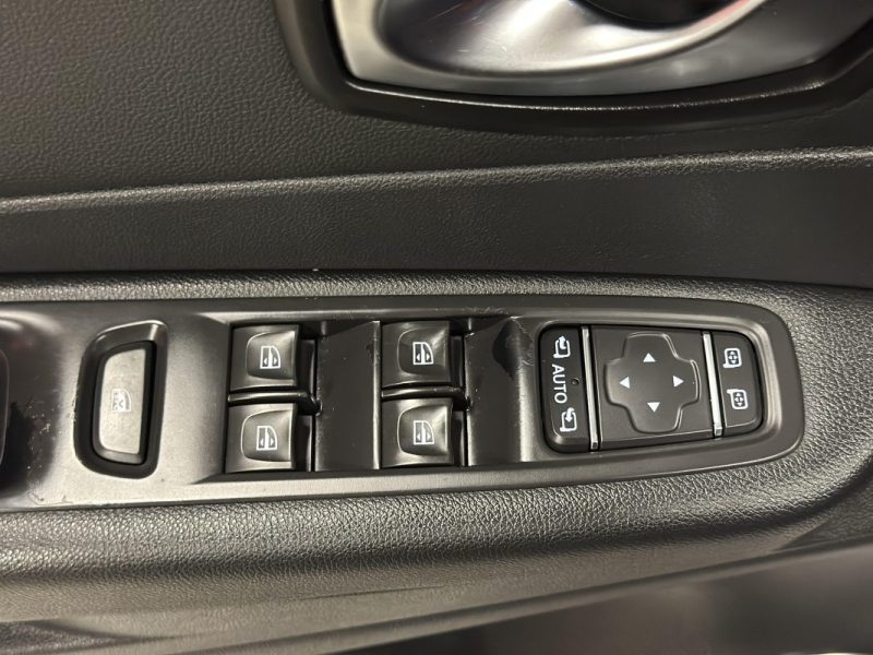 RENAULT CAPTUR 1.2 TCE 120 ENERGY INTENS EDC - Excellent état - Garantie 6 mois - 