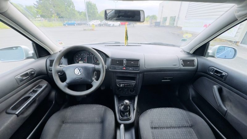 VOLKSWAGEN GOLF 1.4 75CV 5P GARANTIE 6MOIS