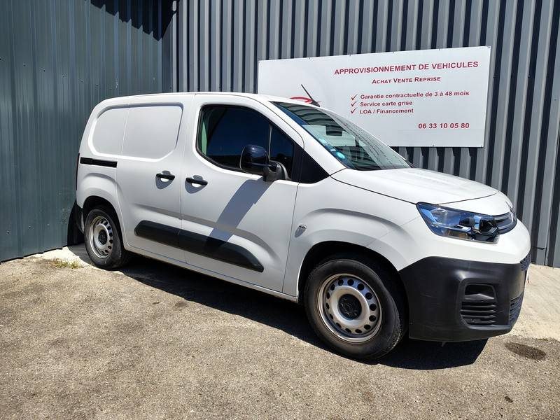 CITROËN BERLINGO III VAN FOURGON TAILLE M – MOTEUR ÉLECTRIQUE 136 CH (100 kW) – BATTERIE 50 kWh – DR