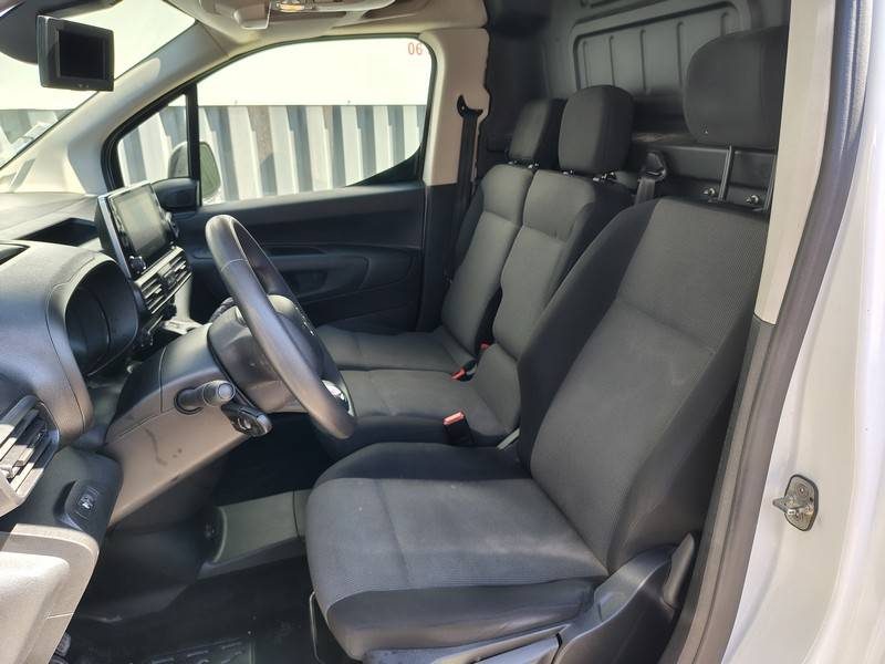 CITROËN BERLINGO III VAN FOURGON TAILLE M – MOTEUR ÉLECTRIQUE 136 CH (100 kW) – BATTERIE 50 kWh – DR
