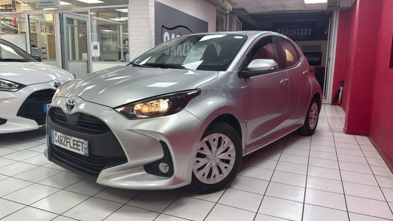 TOYOTA YARIS 4 BERLINE 116cv DYNAMIC BUSINESS 2022/1 ERE MAIN/TVA RECUPERABLE