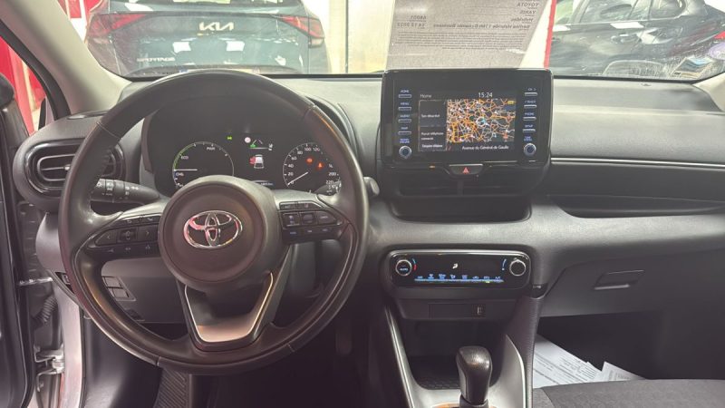 TOYOTA YARIS 4 BERLINE 116cv DYNAMIC BUSINESS 2022/1 ERE MAIN/TVA RECUPERABLE