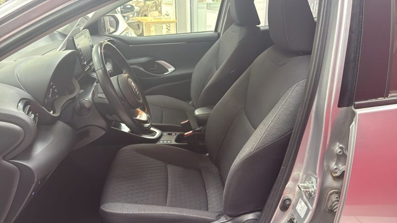 TOYOTA YARIS 4 BERLINE 116cv DYNAMIC BUSINESS 2022/1 ERE MAIN/TVA RECUPERABLE