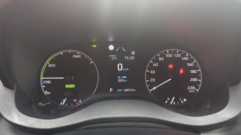TOYOTA YARIS 4 BERLINE 116cv DYNAMIC BUSINESS 2022/1 ERE MAIN/TVA RECUPERABLE
