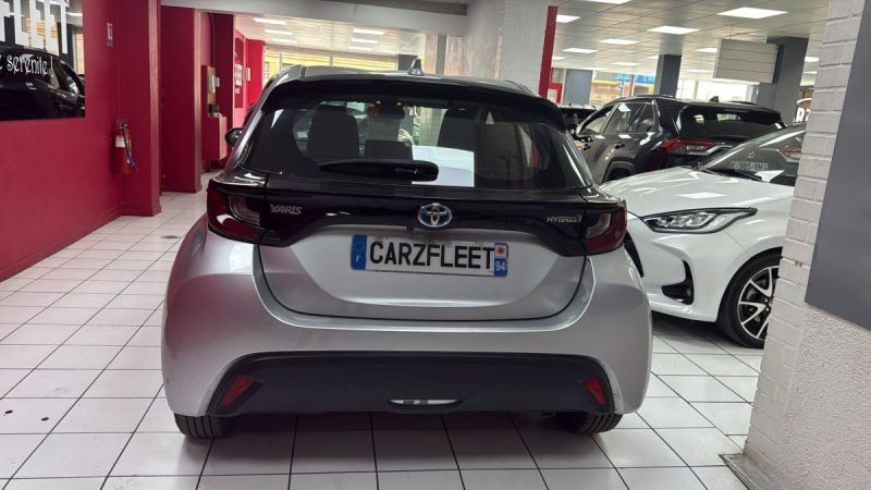 TOYOTA YARIS 4 BERLINE 116cv DYNAMIC BUSINESS 2022/1 ERE MAIN/TVA RECUPERABLE