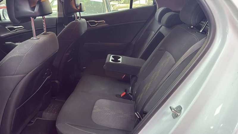 KIA SPORTAGE 1.6 HYBRIDE ESSENCE PHEV AUTO 4WD 265cv ACTIVE/1 ERE MAIN/TVA RECUPERABLE
