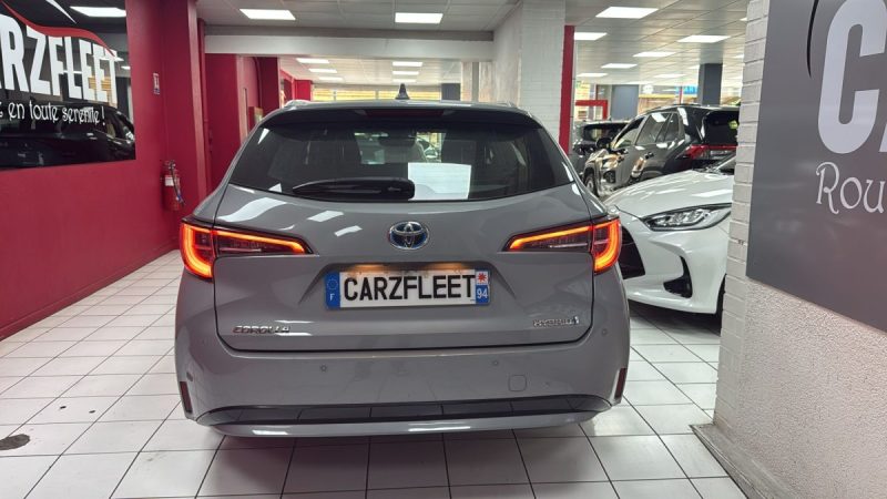 TOYOTA COROLLA TOURING SPORTS 122cv DYNAMIC BUSINESS/1 ERE MAIN/TVA RECUPERABLE