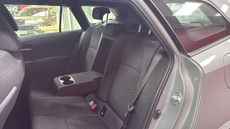 TOYOTA COROLLA TOURING SPORTS 122cv DYNAMIC BUSINESS/1 ERE MAIN/TVA RECUPERABLE