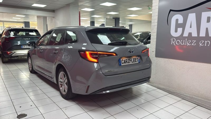TOYOTA COROLLA TOURING SPORTS 122cv DYNAMIC BUSINESS/1 ERE MAIN/TVA RECUPERABLE