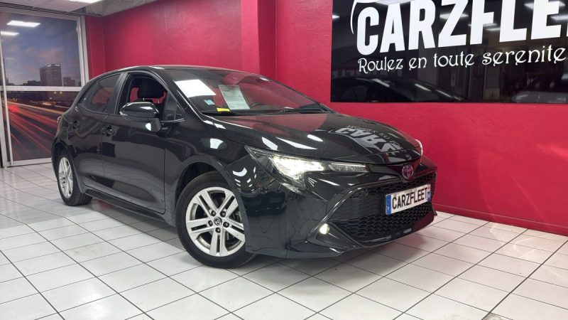 TOYOTA COROLLA BERLINE 122cv DYNAMIC BUSINESS/1 ERE MAIN/TVA RECUPERABLE