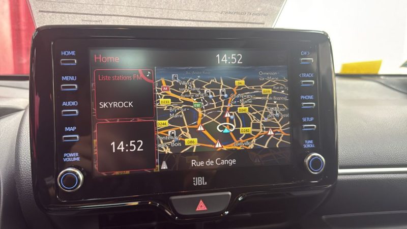 TOYOTA YARIS 4 BERLINE 116cv PREMIERE TOIT PANORAMIQUE/1 ERE MAIN/TVA RECUPERABLE
