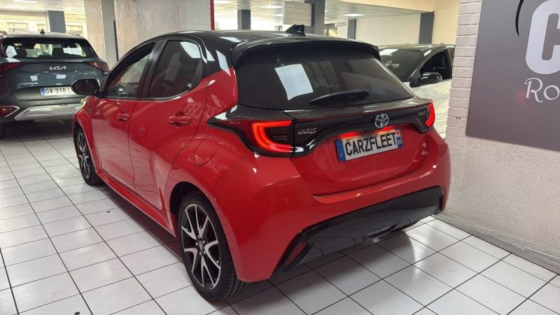 TOYOTA YARIS 4 BERLINE 116cv PREMIERE TOIT PANORAMIQUE/1 ERE MAIN/TVA RECUPERABLE