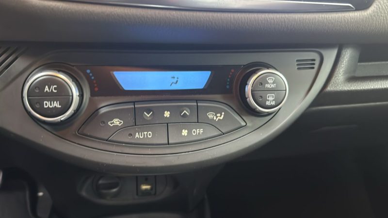 TOYOTA YARIS 100cv FRANCE BUSINESS/1 ERE MAIN/TVA RECUPERABLE