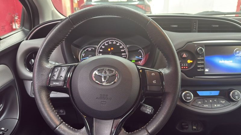 TOYOTA YARIS 100cv FRANCE BUSINESS/1 ERE MAIN/TVA RECUPERABLE