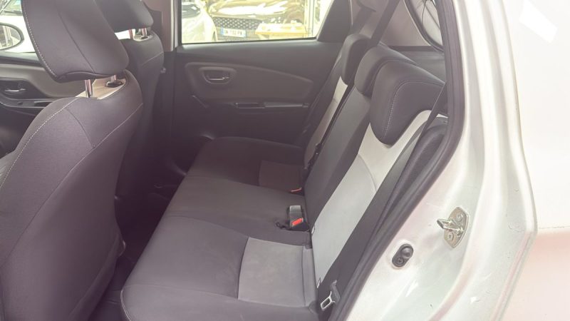 TOYOTA YARIS 100cv FRANCE BUSINESS/1 ERE MAIN/TVA RECUPERABLE