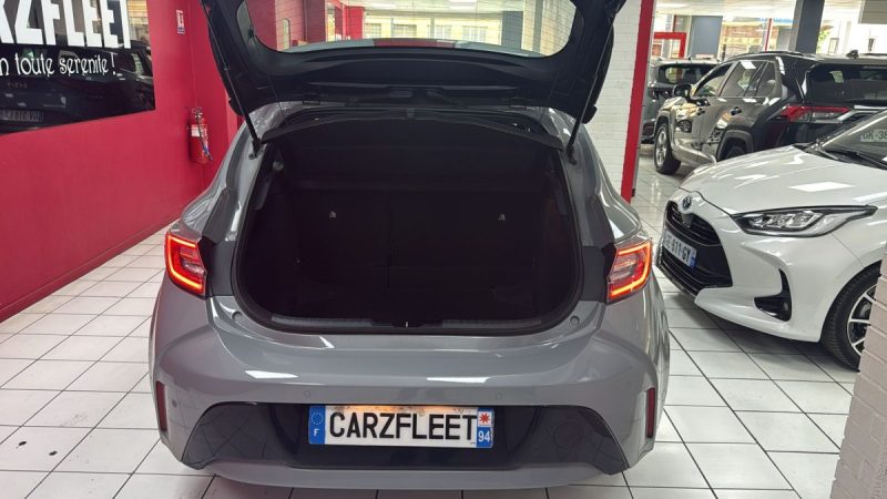 TOYOTA COROLLA BERLINE 122cv DYNAMIC BUSINESS/1 ERE MAIN/TVA RECUPERABLE
