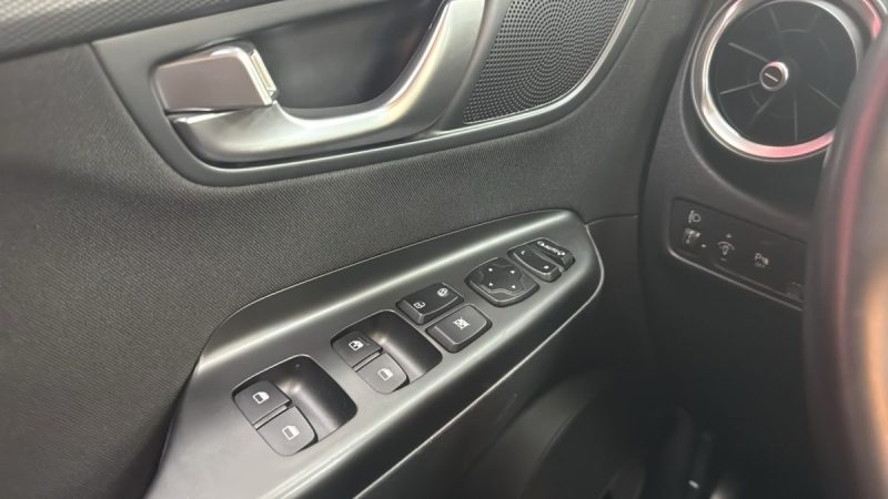 HYUNDAI KONA PHASE 2 SUV HYBRIDE 141cv BUSINESS/1 ERE MAIN/TVA RECUPERABLE