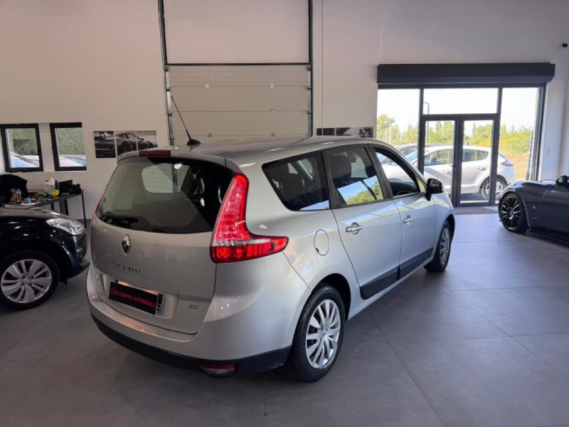 RENAULT GRAND SCENIC III 1.5 DCI 110cv / 7 PLACES / 1ere MAIN / GPS