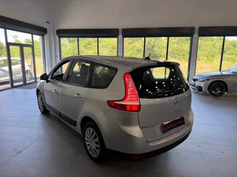 RENAULT GRAND SCENIC III 1.5 DCI 110cv / 7 PLACES / 1ere MAIN / GPS