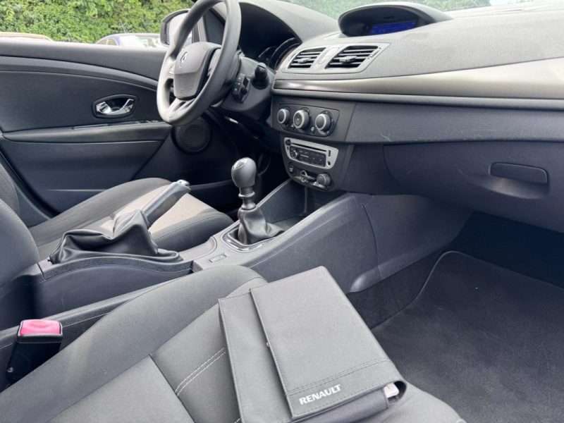 RENAULT MEGANE III 1.5 DCI 95cv PHASE 3 / 1 ere MAIN