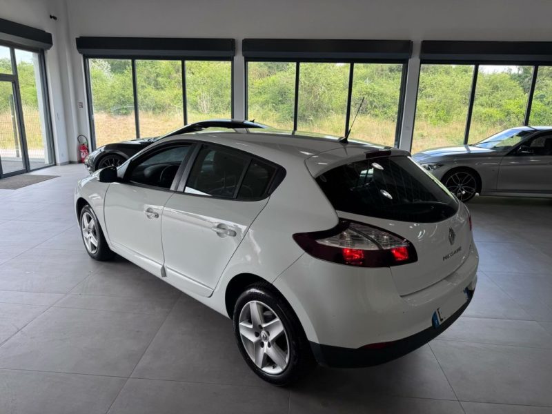 RENAULT MEGANE III 1.5 DCI 95cv PHASE 3 / 1 ere MAIN