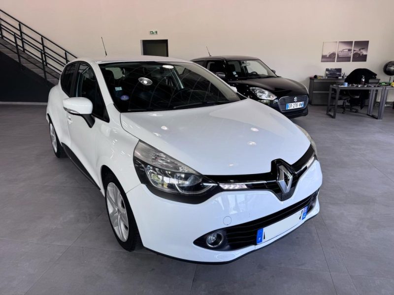 RENAULT CLIO IV 0.9Tce 90cv / 1ere MAIN / 5 PLACES / GPS/ 100 000Km