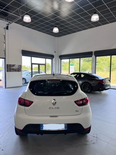 RENAULT CLIO IV 0.9Tce 90cv / 1ere MAIN / 5 PLACES / GPS/ 100 000Km