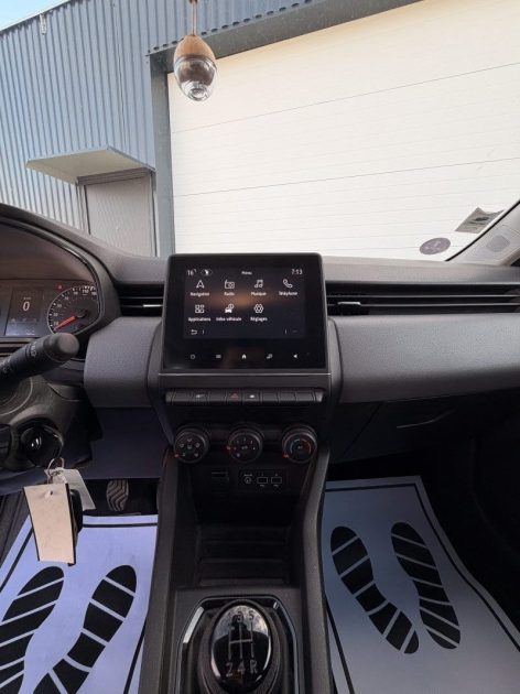  RENAULT CLIO V ZEN - 2022 - 43 378 KM