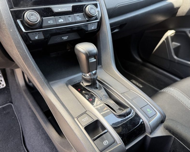 HONDA CIVIC 2017 1.5 i-VTEC 182 Sport Plus / Caméra de recul / Boite automatique / Entretien complet